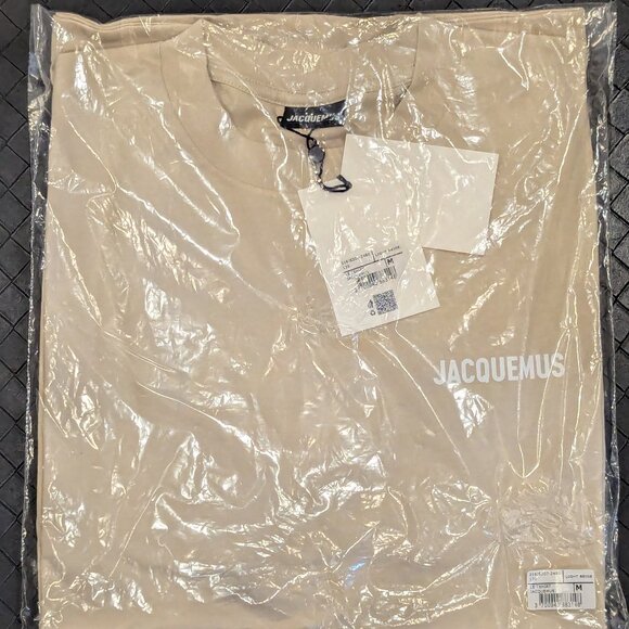 Jacquemus Le Tshirt Light Beige Size Medium Brand New - Picture 1 of 3